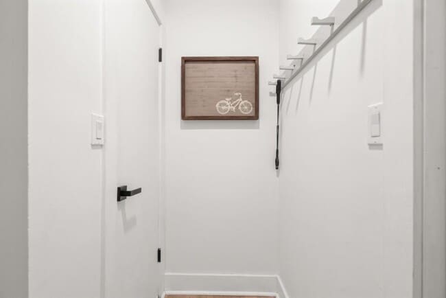 Building Photo - 3 Gilbert Trail NE