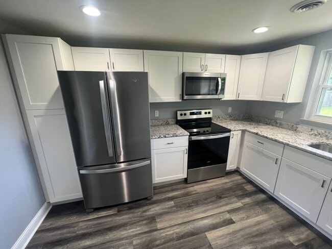 Building Photo - 1179 Linda Ln