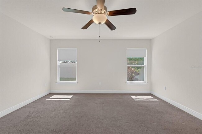 Building Photo - 424 Buchannan Dr