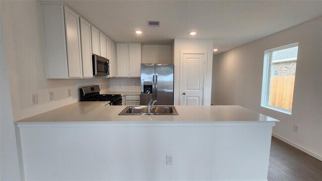 Building Photo - 29015 Rustic Windmill Wy