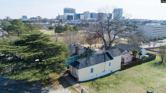 Building Photo - 728 Blanding St