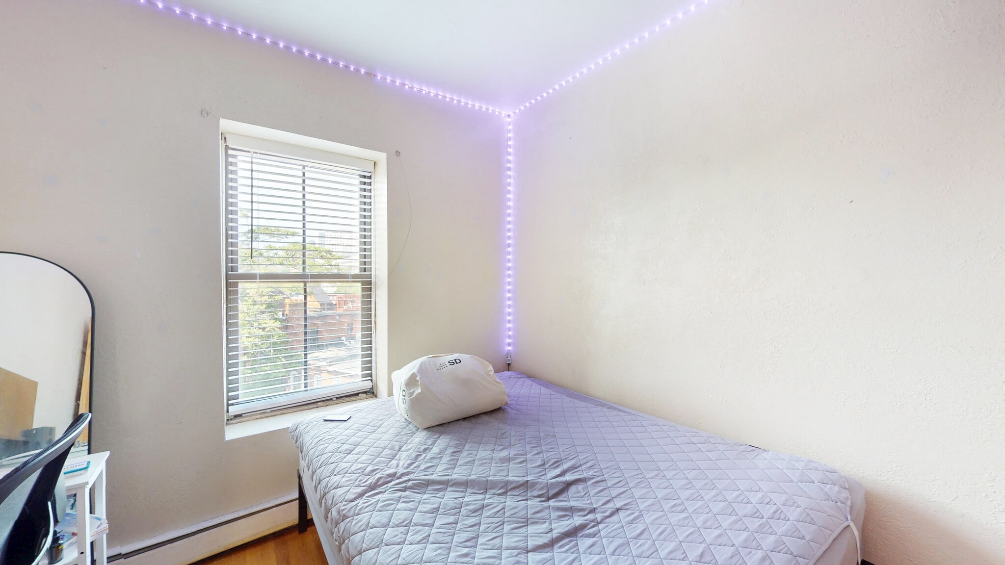 Building Photo - 86 Hammond St