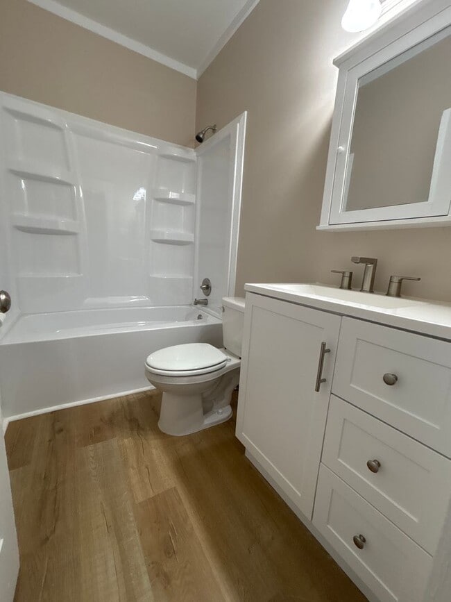 Building Photo - $1000.00 Deposit Special! You're Home Awaits