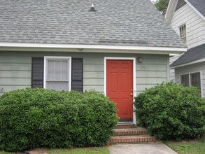 Building Photo - 25/26 Old Clayton