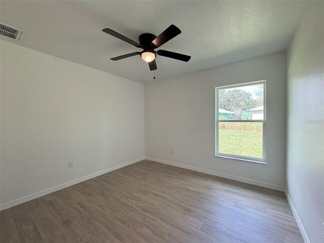 Building Photo - 8861 ALBERTSON Ct