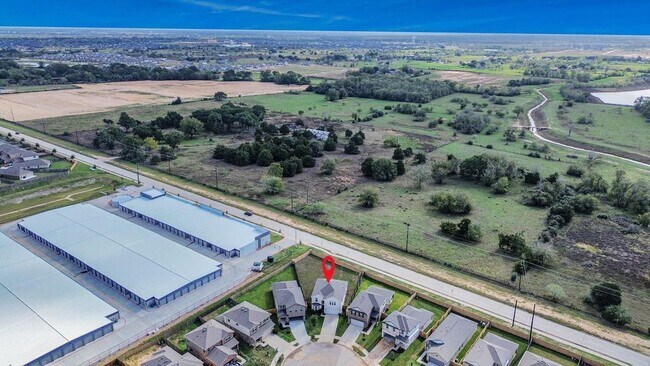 Building Photo - 32903 Silver Mdw Wy