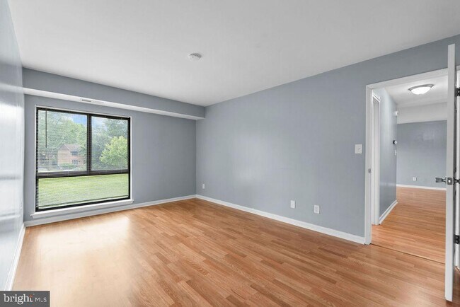 Building Photo - 6085 Majors Ln