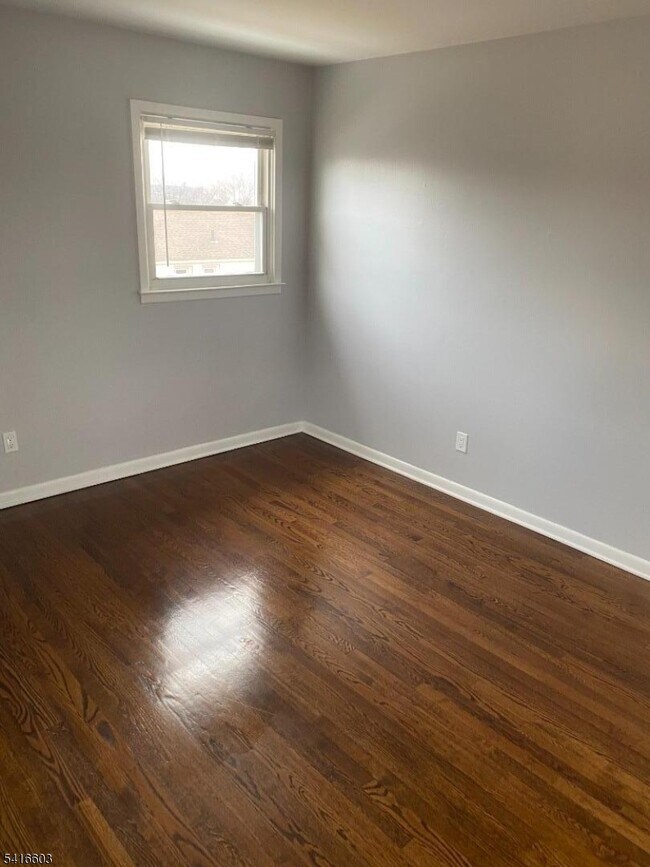 Building Photo - 409 Gable Ln