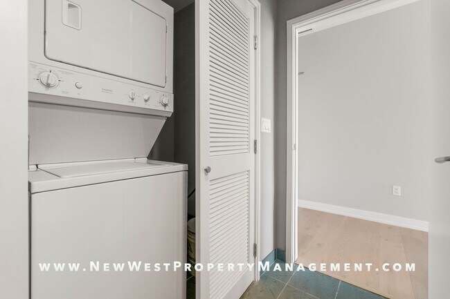 Building Photo - Sunny East Village 2-Bedroom at Alta! Smal...