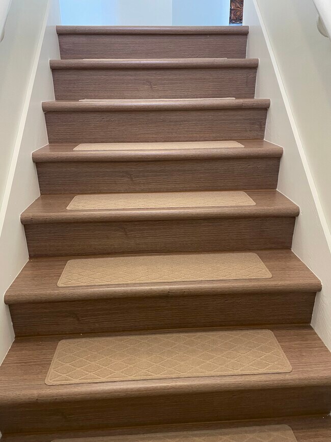 Building Photo - 14260 SW 57th Ln