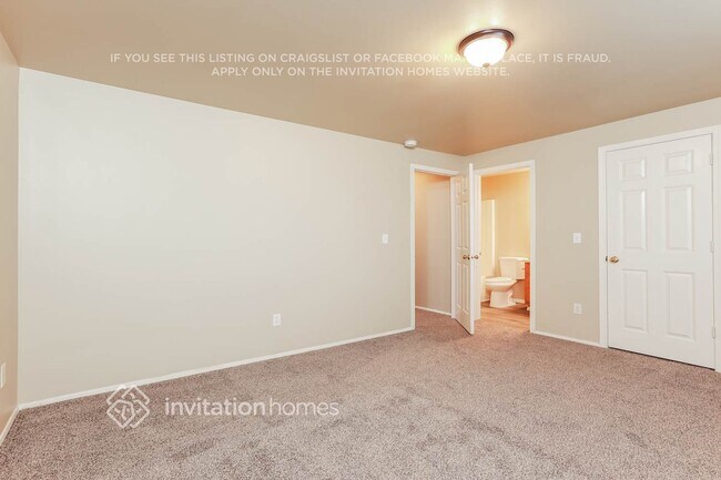 Building Photo - 4323 151st Pl NE