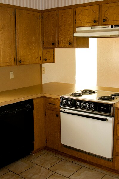 Building Photo - 111 Willow Ln