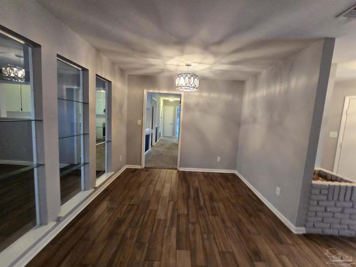 Building Photo - 3901 Croydon Rd