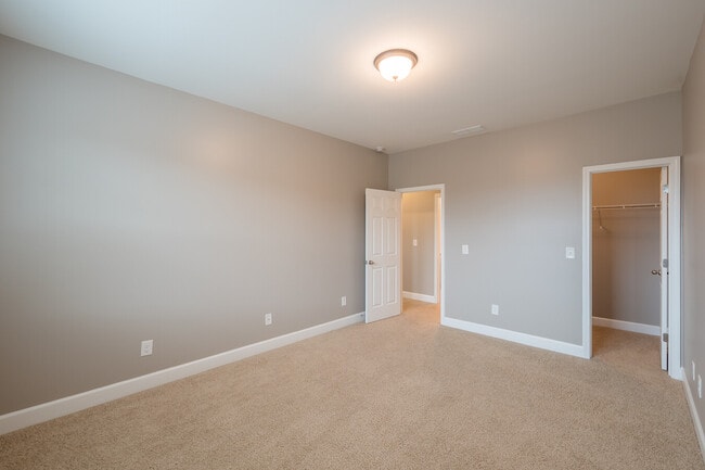 Building Photo - 3633 Ashcroft Bend