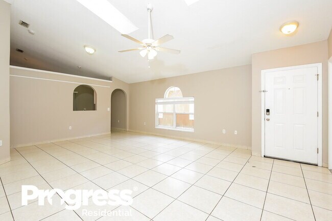 Building Photo - 12702 Parkbury Dr