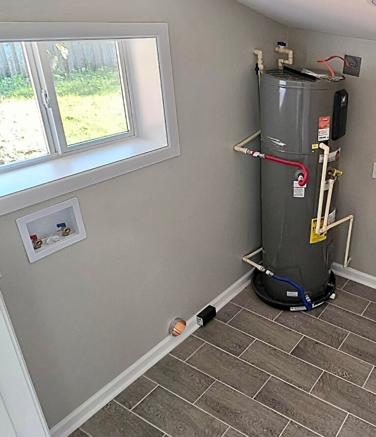 Building Photo - 2706 Canary Dr