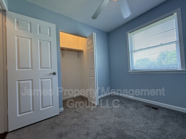 Building Photo - 3721 171st Pl