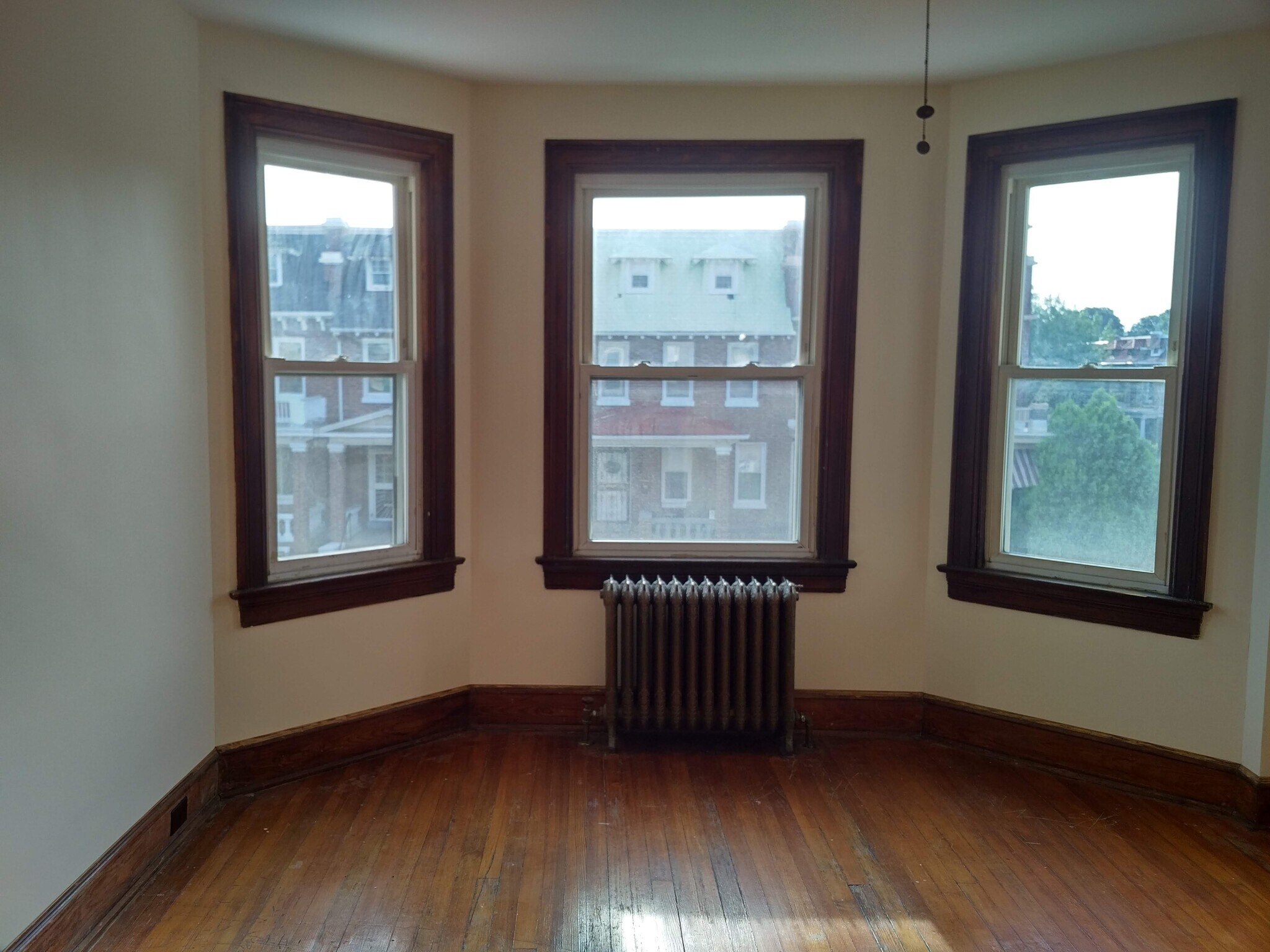 Building Photo - 3630 Warder St NW