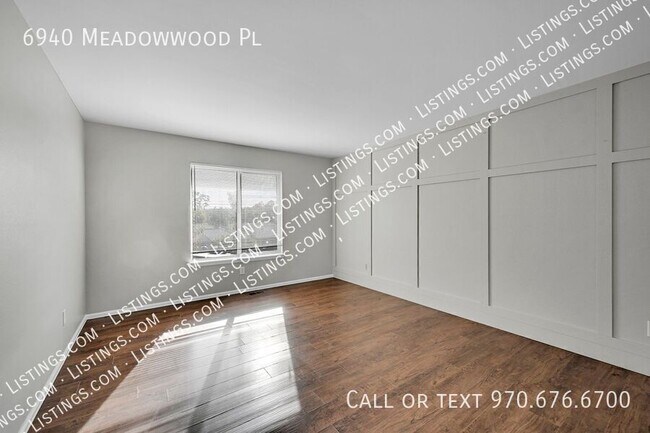 Building Photo - 6940 Meadowwood Pl