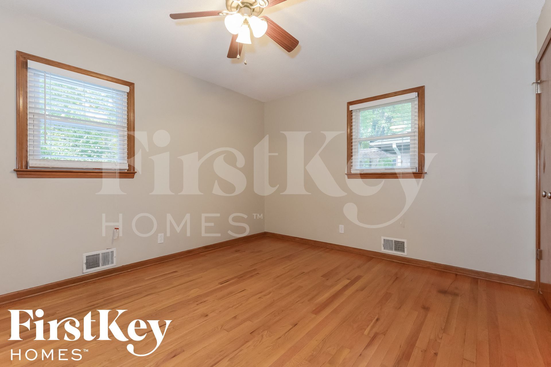 Building Photo - 6800 N Walrond Ave