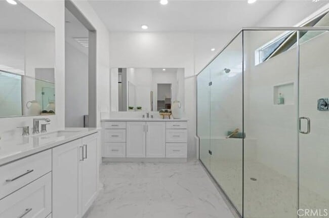Building Photo - 29408 Via Destello