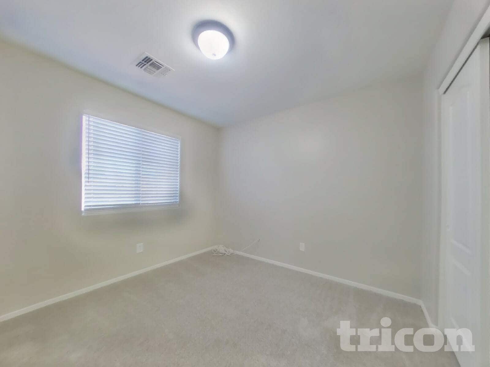 Building Photo - 26011 N Sandstone Way