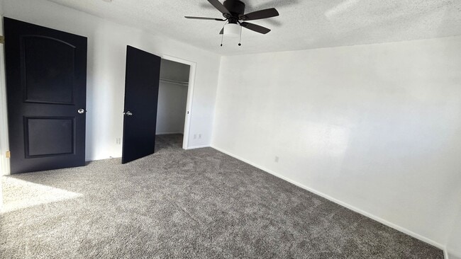 Building Photo - 3 Bedroom, 2 Bathroom, Home With A 2 Car Garage For Rent In Indian Hills