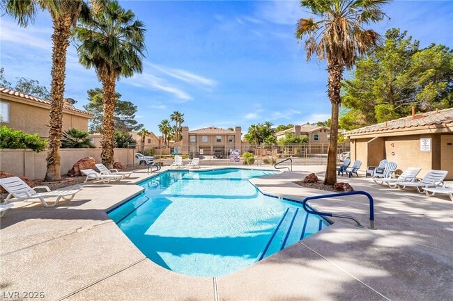 Building Photo - 2831 Mill Point Dr