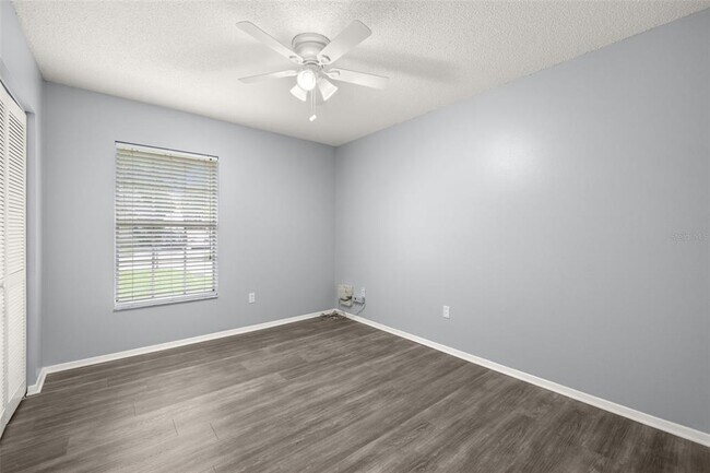 Building Photo - 3257 Laurel Dale Dr