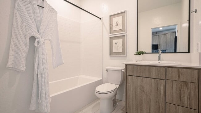 Bathroom 2 (model) - 10956 N Honeysuckle Dr