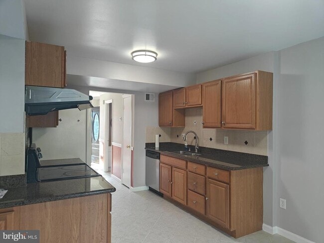 Building Photo - 6861 Brian Michael Ct