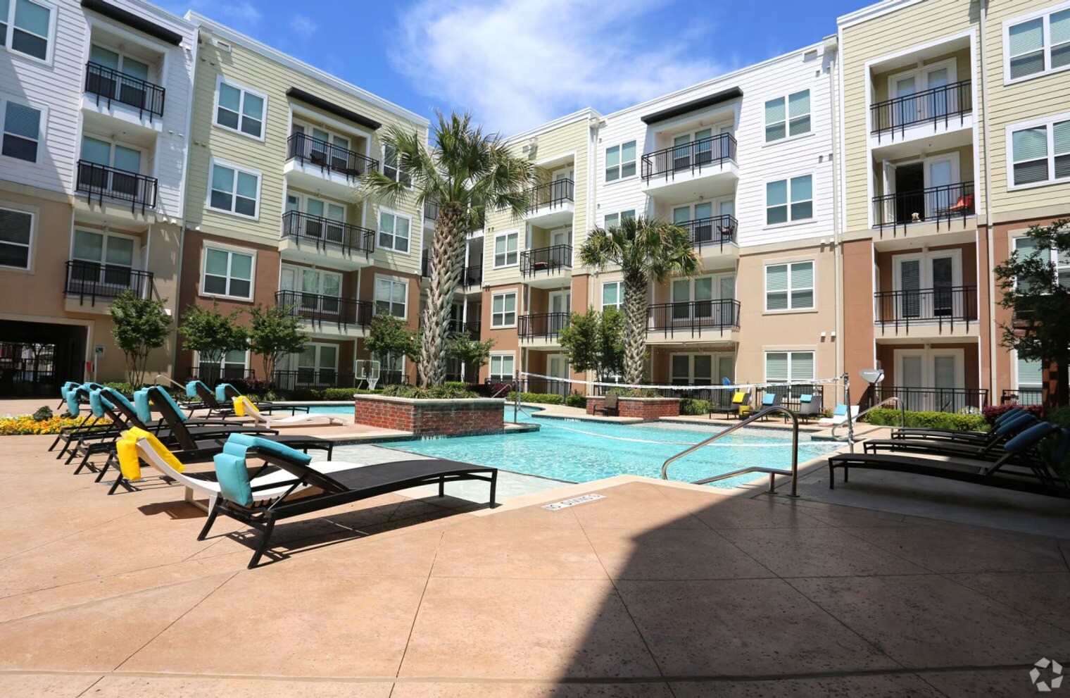 Building Photo - 850 Lake Carolyn Pkwy