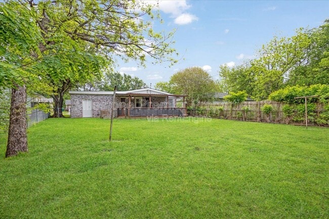 Building Photo - 1512 N Highland Ave