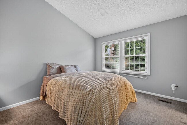 Building Photo - 12533 Coral Grove Pl