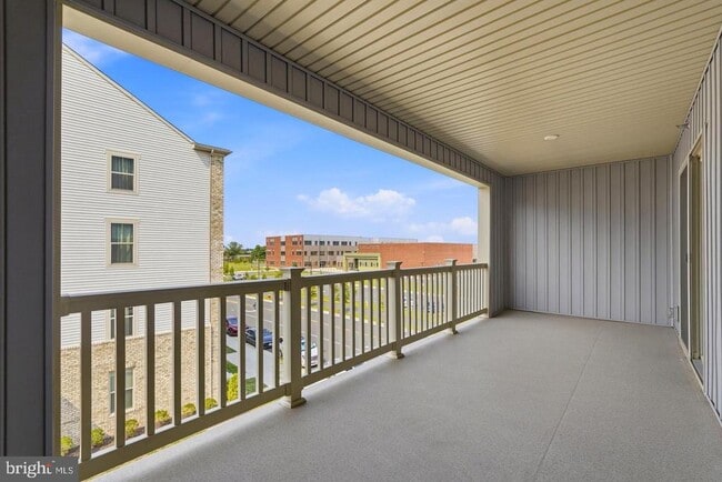 Building Photo - 24274 Thurso Sq