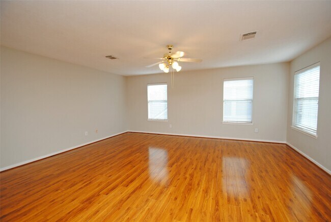 Building Photo - 1115 Oxford Mills Ln