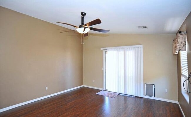 Building Photo - Beautiful 3 bedroom/2 bath home in Marana- exit 236