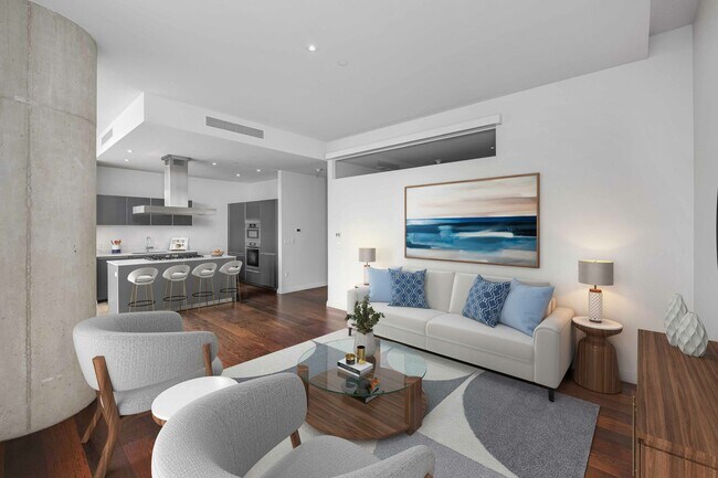 Primary Photo - 210 Lavaca St