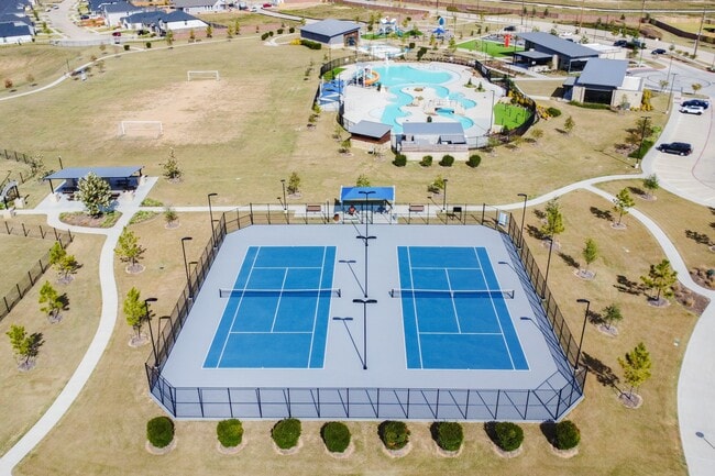 Building Photo - 5815 Linda Cv Ln