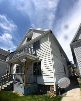 Building Photo - 6410 W National Ave