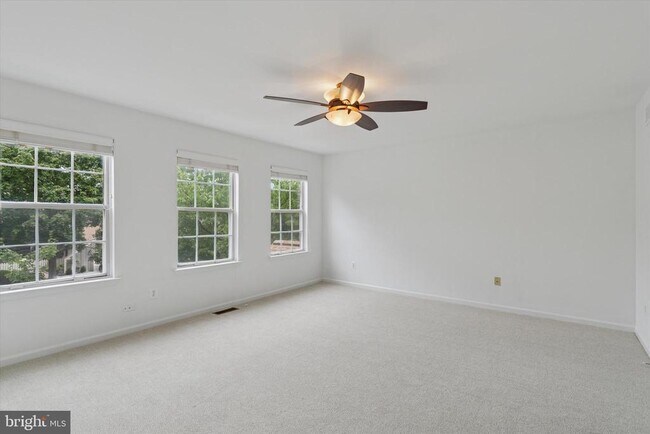 Building Photo - 235 Copper Beech Dr
