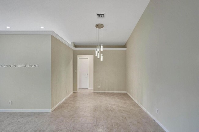 Building Photo - 10219 NW 48th Manor