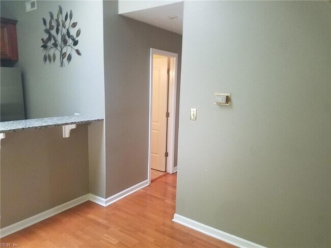 Building Photo - 4126 Thalia Station Cir