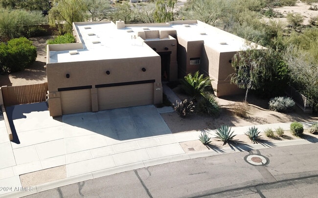 Building Photo - 4537 E Thunder Hawk Rd