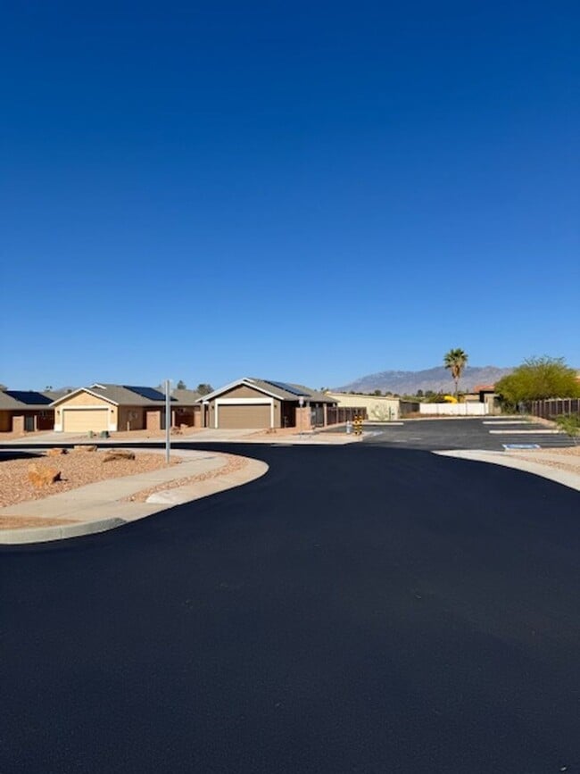 Building Photo - East- NEW BUILD 2 Bedroom rental homes!
