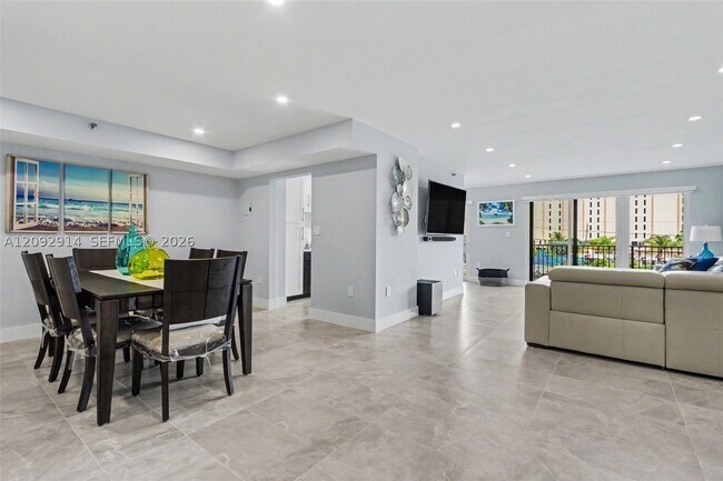 Building Photo - 1201 S Ocean Dr