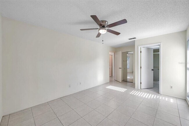 Building Photo - 2291 Shelly Dr