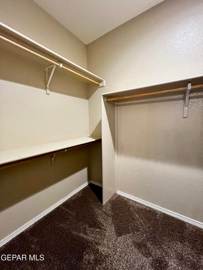 Building Photo - 14756 Boer Trail