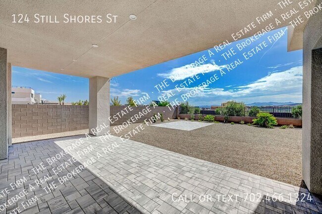 Building Photo - 124 Still Shrs St