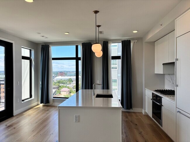 Building Photo - 191 Washington St